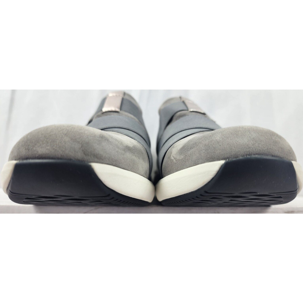 Clarks Unstructured Gray/Blue Hook & Loop Slip On… - image 8